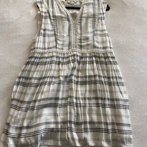 Vineyard Vines Gray and White Pleated Sundress